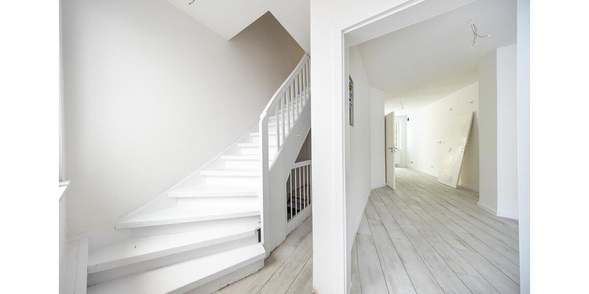 Dachgeschoßwohnung Bremen Neustadt - 1 Zimmer, 33 m&sup2;, 560&euro; | Angebot:25433069