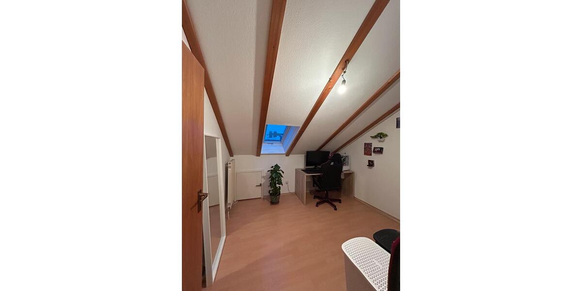 Dachgeschoßwohnung Kirchweidach - 2.5 Zimmer, 55 m&sup2;, 190.000&euro; | Angebot:25154265