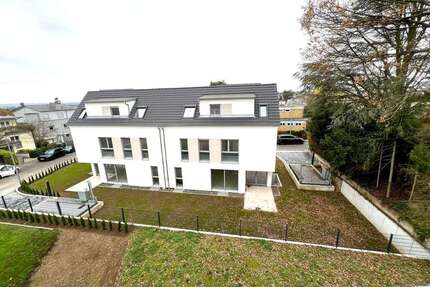 Haus zum Mieten in Wiesbaden 4.990 € 167 m²