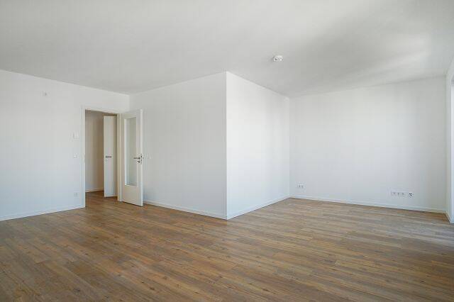 Etagenwohnung Berlin Siemensstadt - 3 Zimmer, 93 m&sup2;, 1.574&euro; | Angebot:26852134