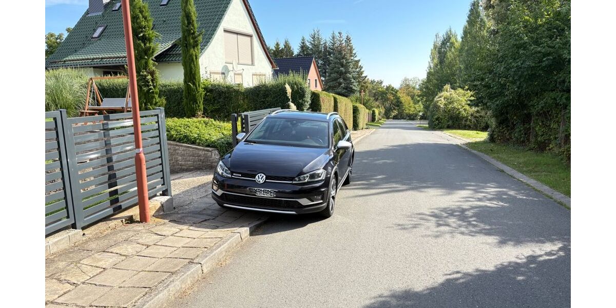 VW Golf 146.000 km 15.699 &euro; Fränkenau 06628