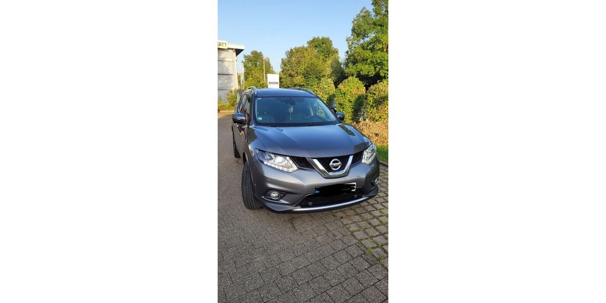 Nissan X-Trail 216.000 km 14.900 &euro; Neckarsulm 74172