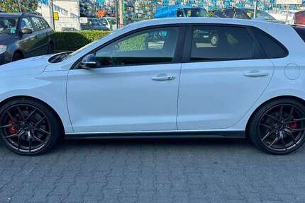 Hyundai i30 51.868 km 20.990 € Niederlehme 15751
