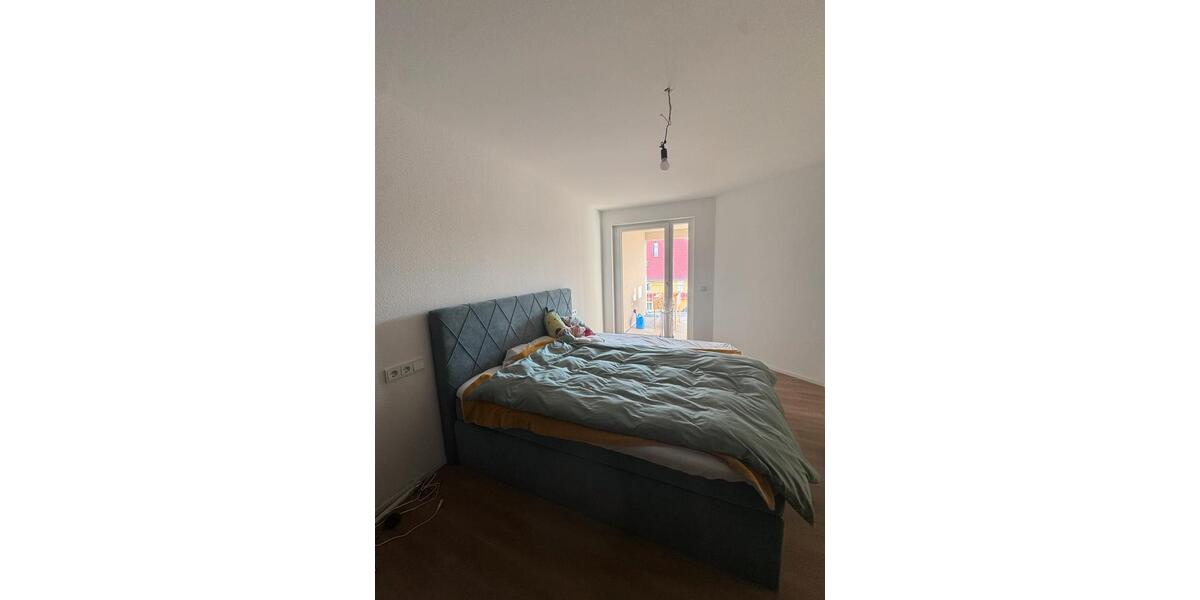 Etagenwohnung Schorndorf - 4 Zimmer, 106 m&sup2;, 2.100&euro; | Angebot:26038198