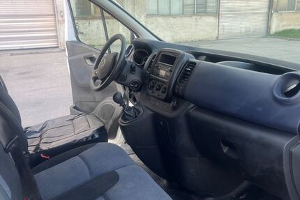 Opel Vivaro 134.000 km 8.900 &euro; Augsburg 86153