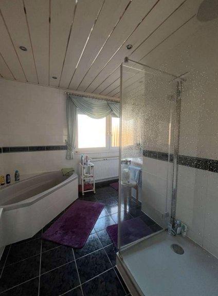 Einfamilienhaus Ortenberg - 11 Zimmer, 366 m&sup2;, 499.000&euro; | Angebot:27027762