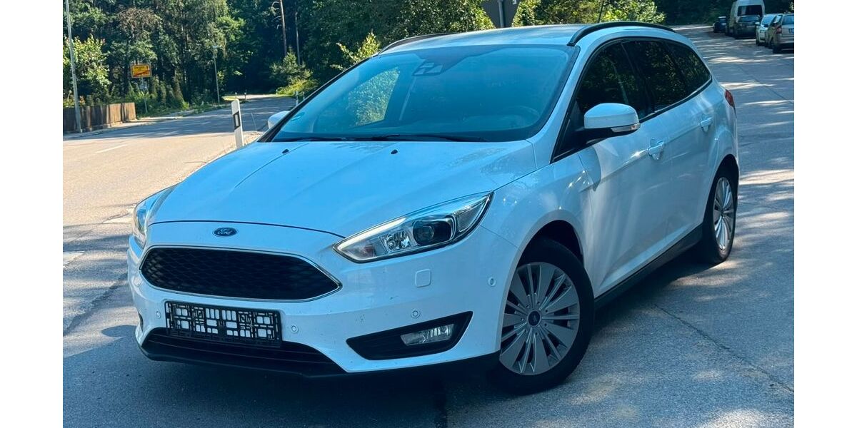 Ford Focus 141.735 km 7.900 &euro; Willmering 93497