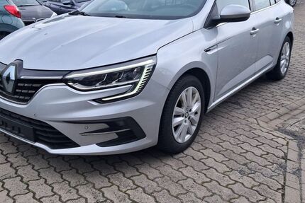 Renault Megane 68.500 km 14.999 &euro; Vierlinden OT Diedersdorf 15306