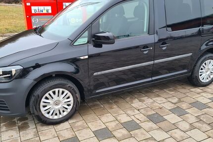 VW Caddy 130.600 km 11.500 &euro; Mainburg 84048