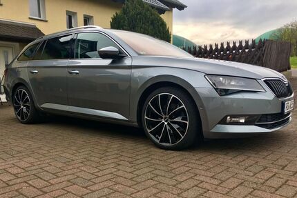 Skoda Superb 140.000 km 21.000 &euro; Gedern 63688