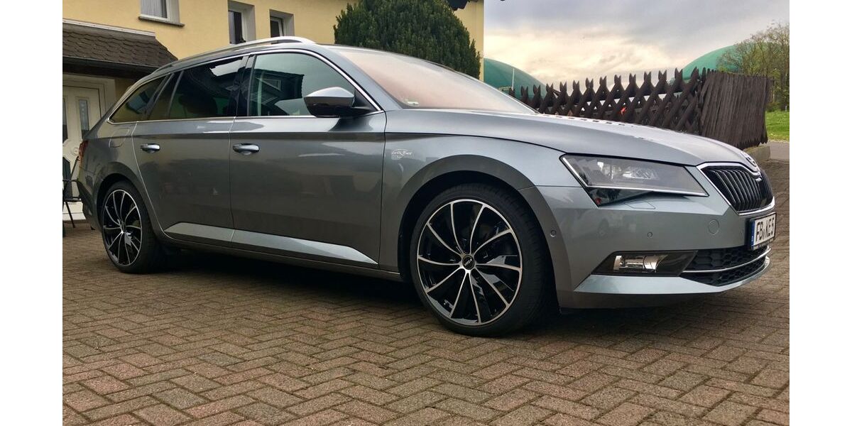 Skoda Superb 140.000 km 21.000 &euro; Gedern 63688