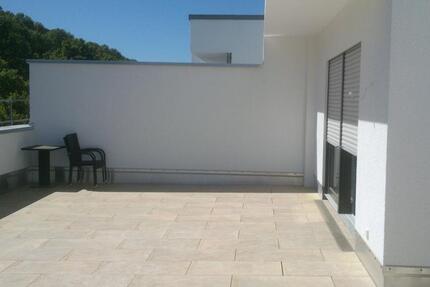 Moderne 4-Zimmer-Penthousewohnung in Toplage - provisionsfrei! 4 zimmer