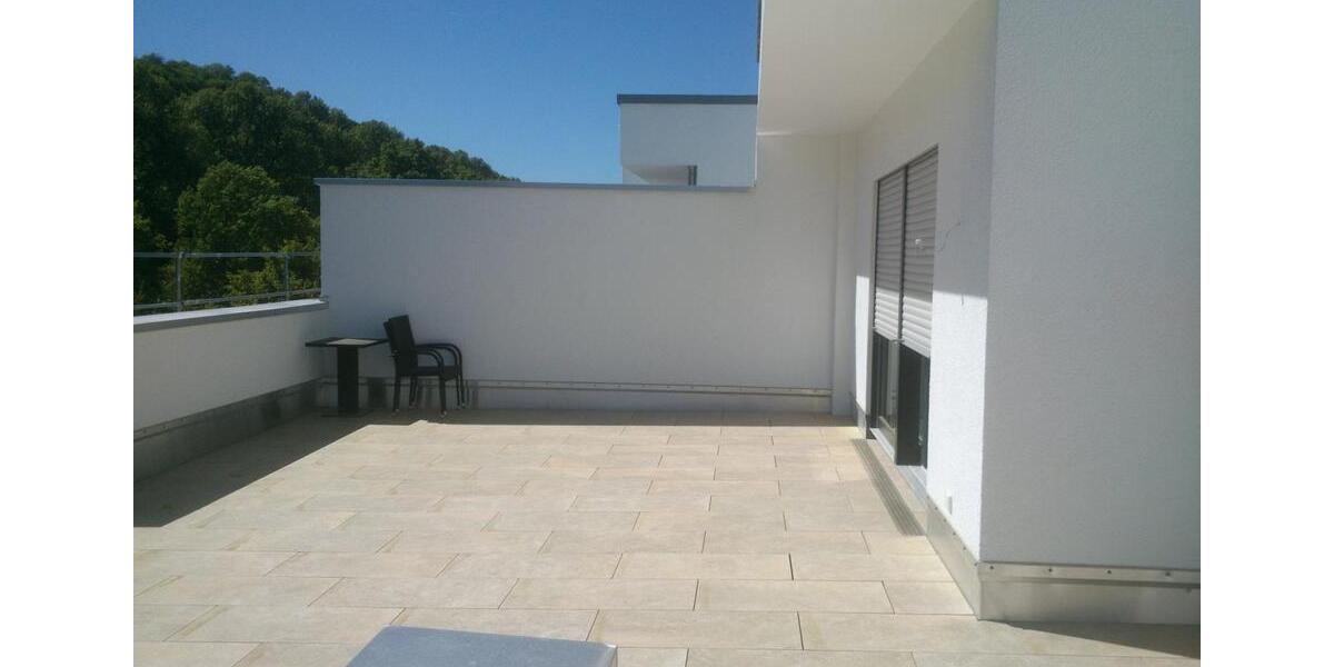 Moderne 4-Zimmer-Penthousewohnung in Toplage - provisionsfrei! 4 zimmer