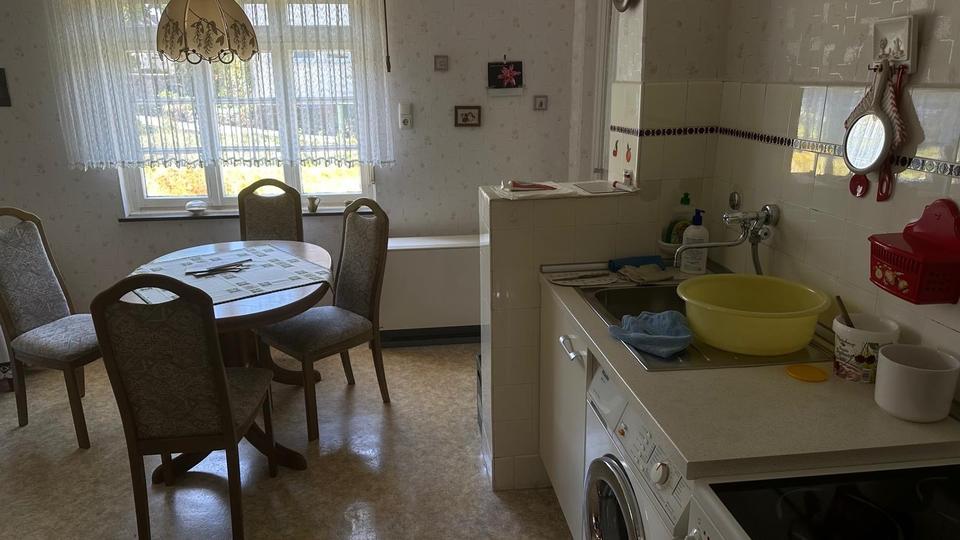 Einfamilienhaus Siegen Weidenau - 8 Zimmer, 140 m&sup2;, 330.000&euro; | Angebot:26901692