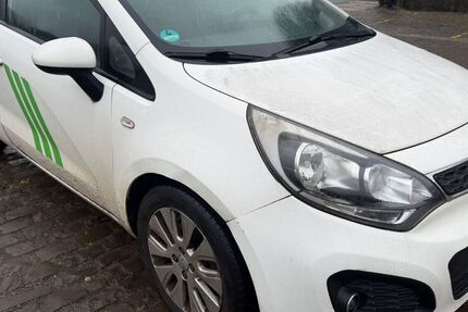 Kia Rio 206.000 km 2.500 &euro; wuppertal 42285