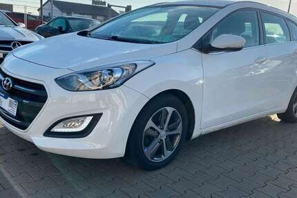 Hyundai i30 110.773 km 12.300 &euro; Bergtheim 97241