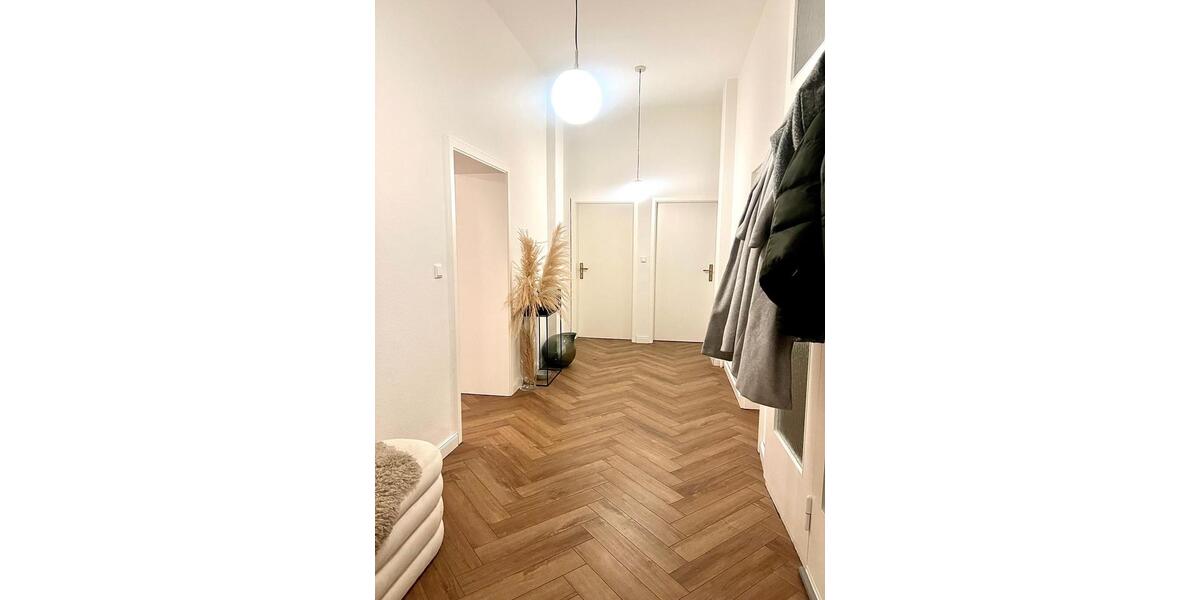 Etagenwohnung Bad Nauheim - 4 Zimmer, 125 m&sup2;, 1.375&euro; | Angebot:26402930