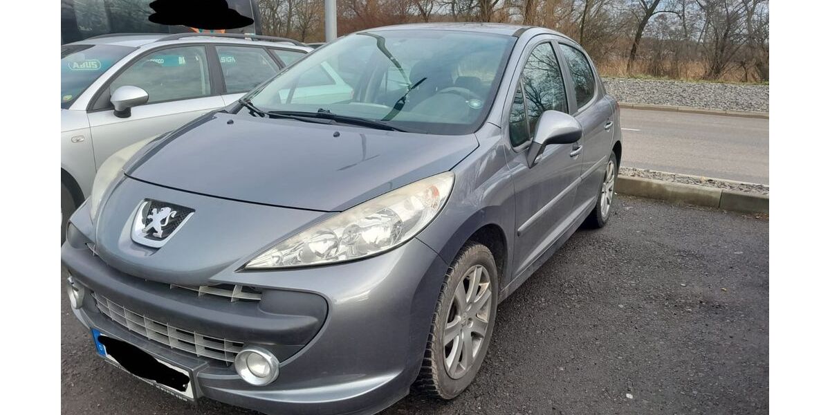 Peugeot 207 167.000 km 1.900 &euro; Blieskastel 66440