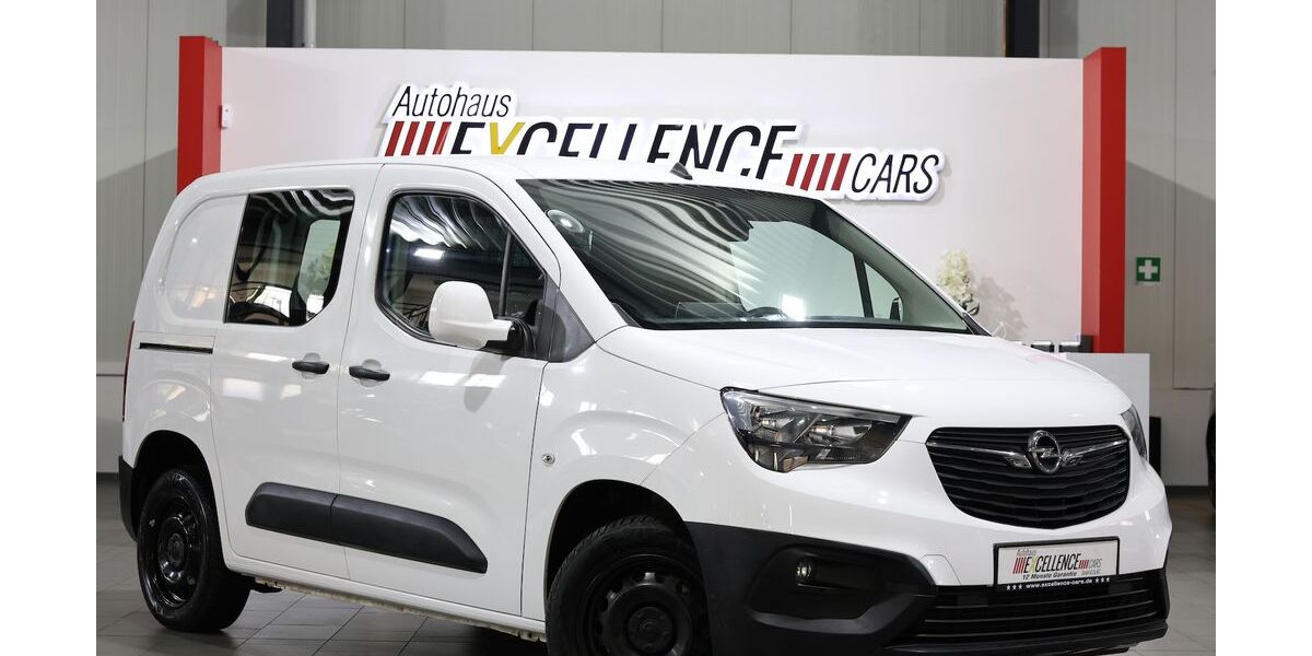 Opel Combo 118.000 km 9.991 &euro; Hamm 59077
