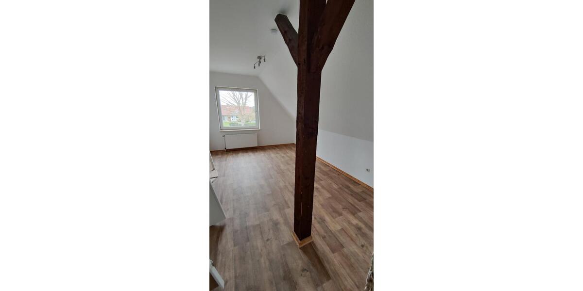 Dachgeschoßwohnung Espelkamp - 3 Zimmer, 98 m&sup2;, 850&euro; | Angebot:25217962