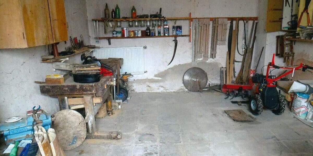 Einfamilienhaus Römhild Roth - 9 Zimmer, 191 m&sup2;, 58.000&euro; | Angebot:26053484