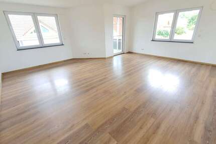 Wohnung Tiefenbach - 4 Zimmer, 100 m&sup2;, 880&euro; | Angebot:27335170