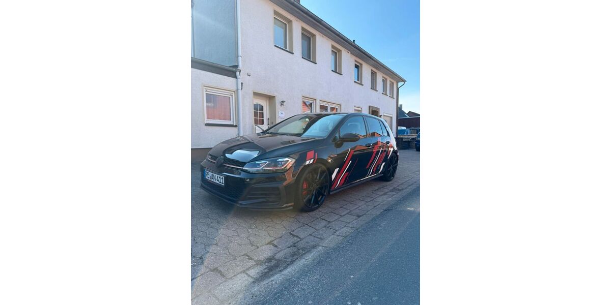 VW Golf 107.638 km 24.000 &euro; Wendeburg 38176