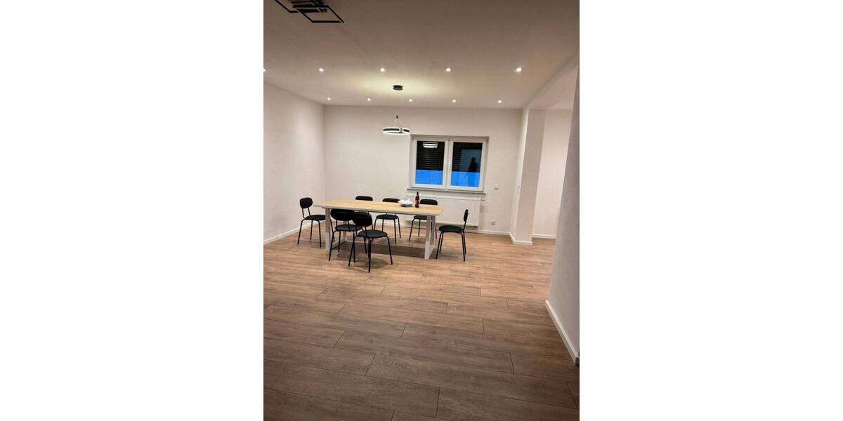 Mehrfamilienhaus, Wohnhaus Altötting - 8 Zimmer, 220 m&sup2;, 575.000&euro; | Angebot:26410383
