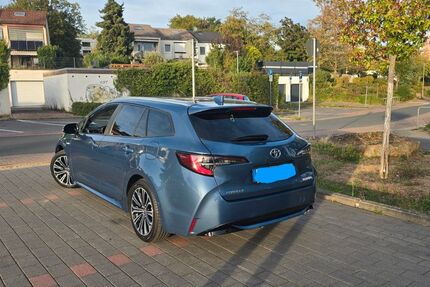 Toyota Corolla 90.500 km 20.500 &euro; Schwalbach 65824