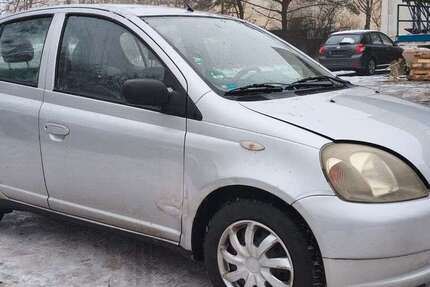 Toyota Yaris 141.057 km 2.499 &euro; Berlin 12349