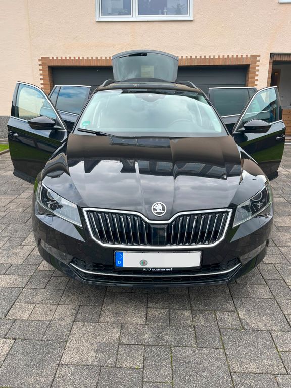 Skoda Superb 67.899 km 23.399 € Hilchenbach 57271