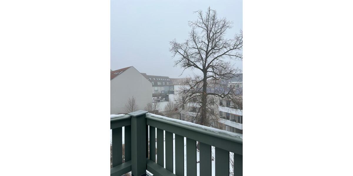 Dachgeschoßwohnung Altenburg - 2 Zimmer, 66 m&sup2;, 363&euro; | Angebot:25182330