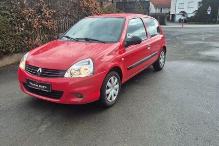 Renault Clio 135.000 km 1.950 &euro; Biedenkopf 35216