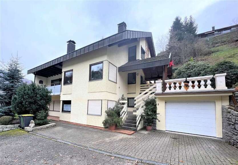 Haus zum Kaufen in Bühlertal 650.000 € 211 m²