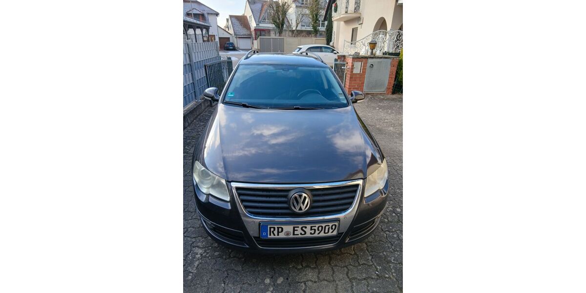 VW Passat Variant 147.900 km 4.950 &euro; Böhl-Iggelheim 67459