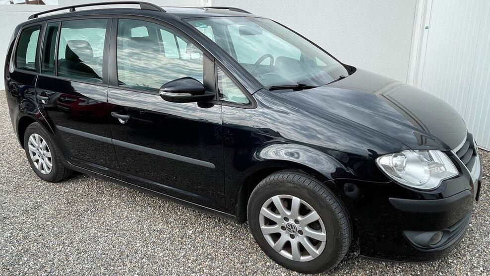 VW Touran 270.000 km 3.700 € Dürrlauingen / Ortsteil Mindelaltheim 89350