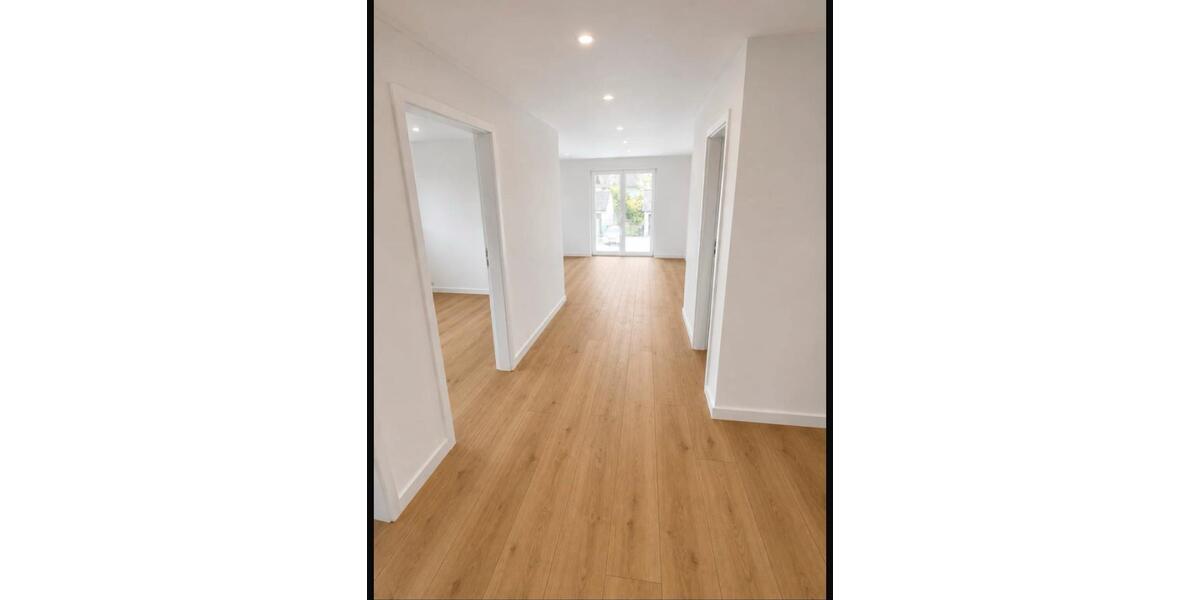 Etagenwohnung Unterneukirchen - 3 Zimmer, 86 m&sup2;, 1.100&euro; | Angebot:26019904