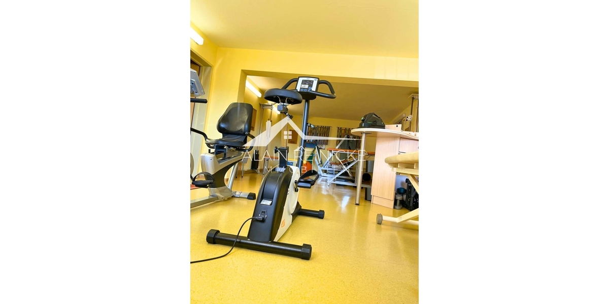 Zwei Familien auf 2 Etagen (OG+DG) 9 zimmer