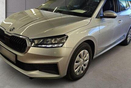 Skoda Fabia 72.987 km 11.890 &euro; Flensburg 24941