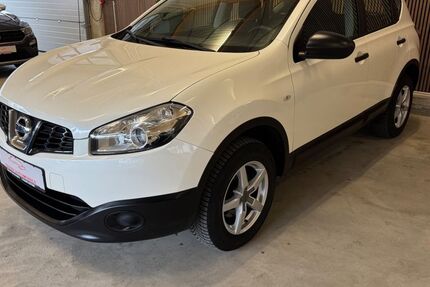 Nissan Qashqai 141.733 km 6.499 &euro; Horhausen 56593