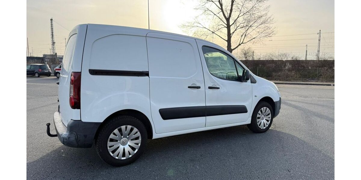 Citroen Berlingo 134.876 km 3.900 &euro; Göttingen 37081