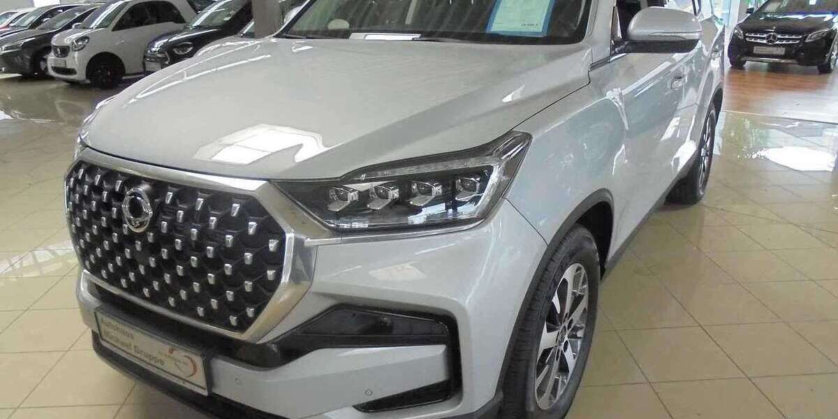 SsangYong Rexton 49.803 km 29.990 &euro; Hamburg 22043