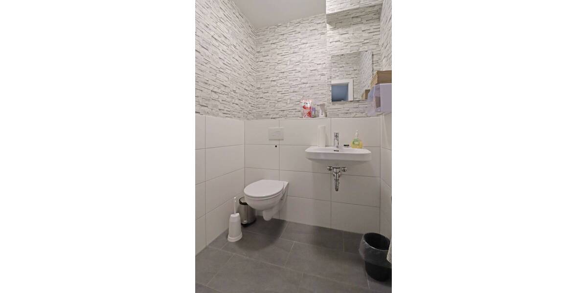 Gewerbeobjekt Lüchow - 2 Zimmer, 64 m&sup2;, 700&euro; | Angebot:25820951