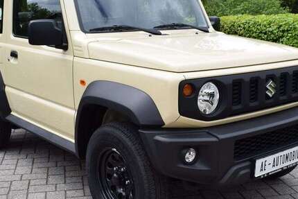 Suzuki Jimny 1.980 km 31.900 &euro; Pressig 96332