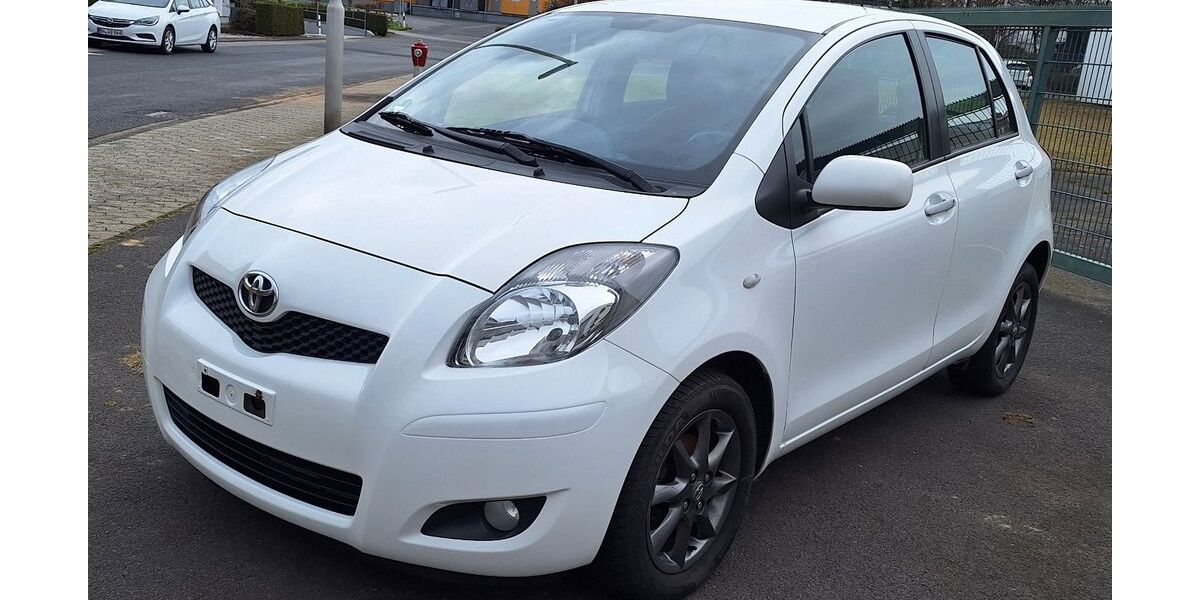 Toyota Yaris 128.058 km 4.500 &euro; Meckenheim 53340