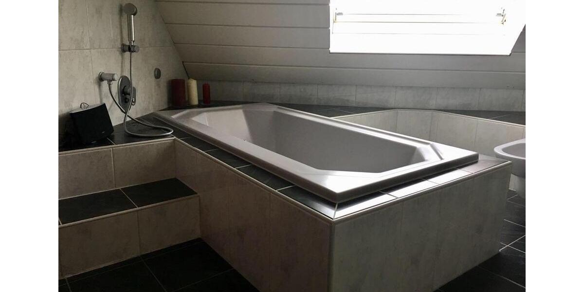 Doppelhaushälfte Meine - 6 Zimmer, 190 m&sup2;, 1.800&euro; | Angebot:24294595