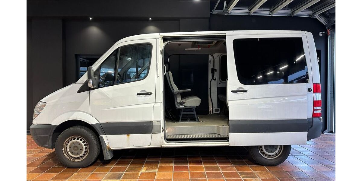 Mercedes-Benz Sprinter 199.954 km 10.950 &euro; Bonn 53177