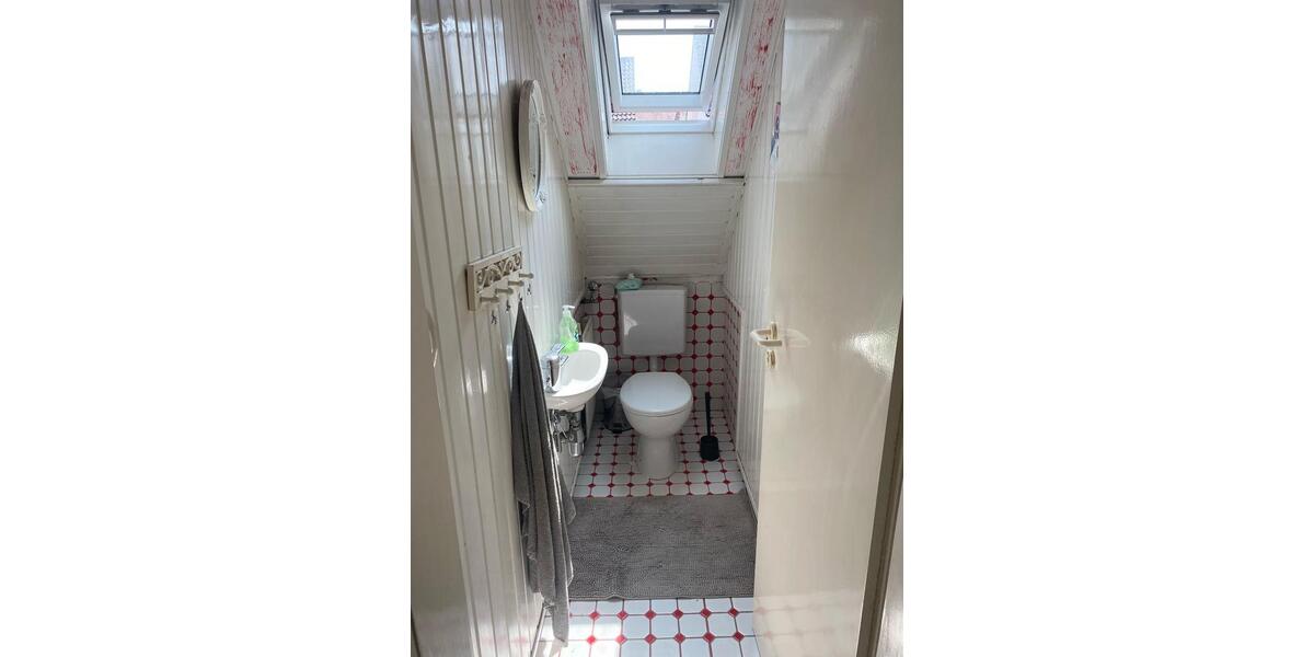 Wohnen auf Zeit Stuttgart Bad Cannstatt - 3 Zimmer, 81 m&sup2;, 481&euro; | Angebot:26386861