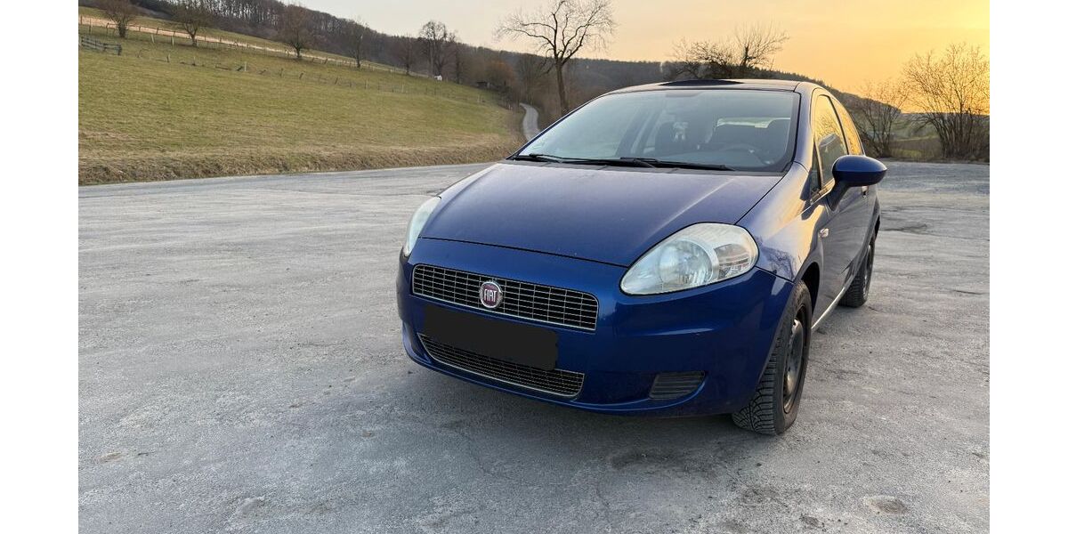 Fiat Punto 134.000 km 1.650 &euro; Höxter 37671