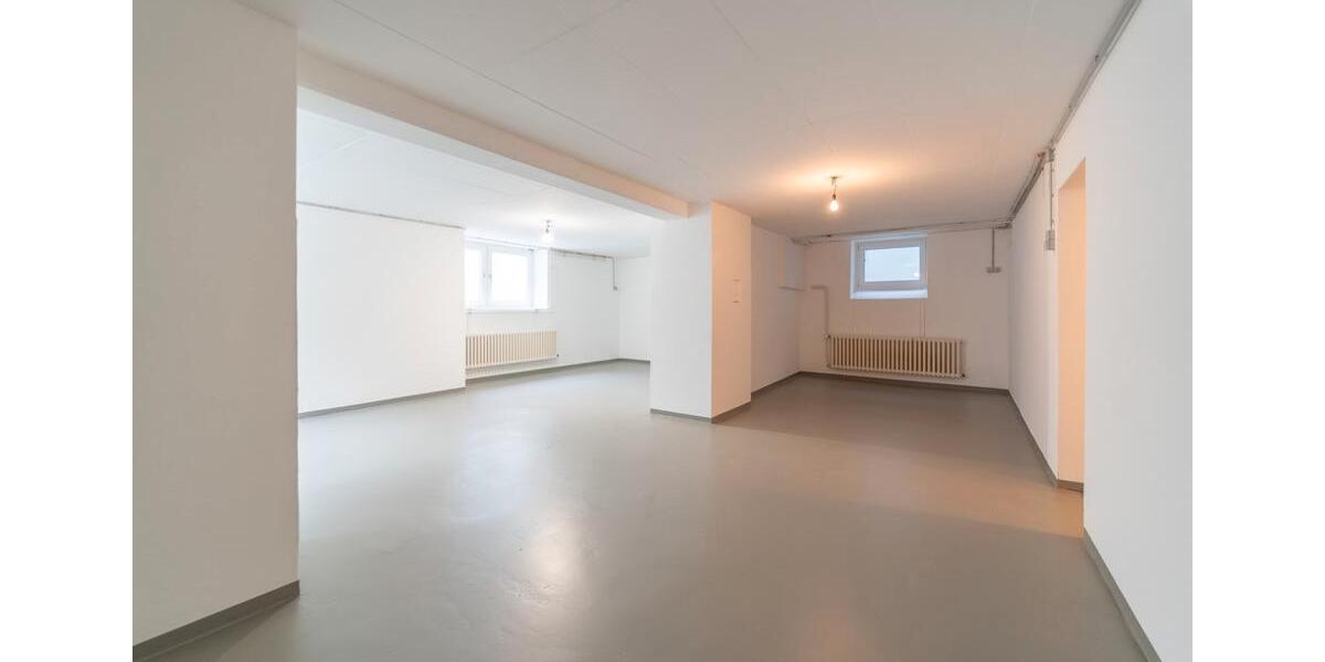 Einfamilienhaus Neuenhaus - 7 Zimmer, 236 m&sup2;, 1.900&euro; | Angebot:26587162